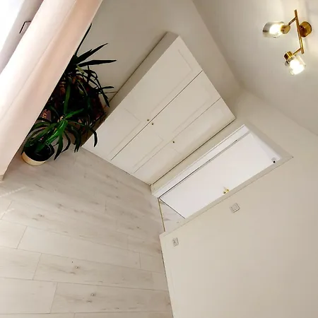 Habitación en casa particular Lejla *