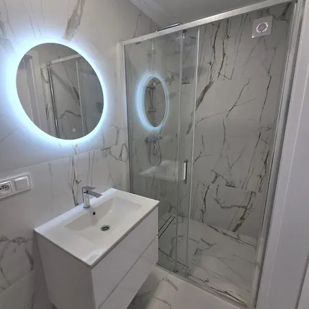 Lejla *